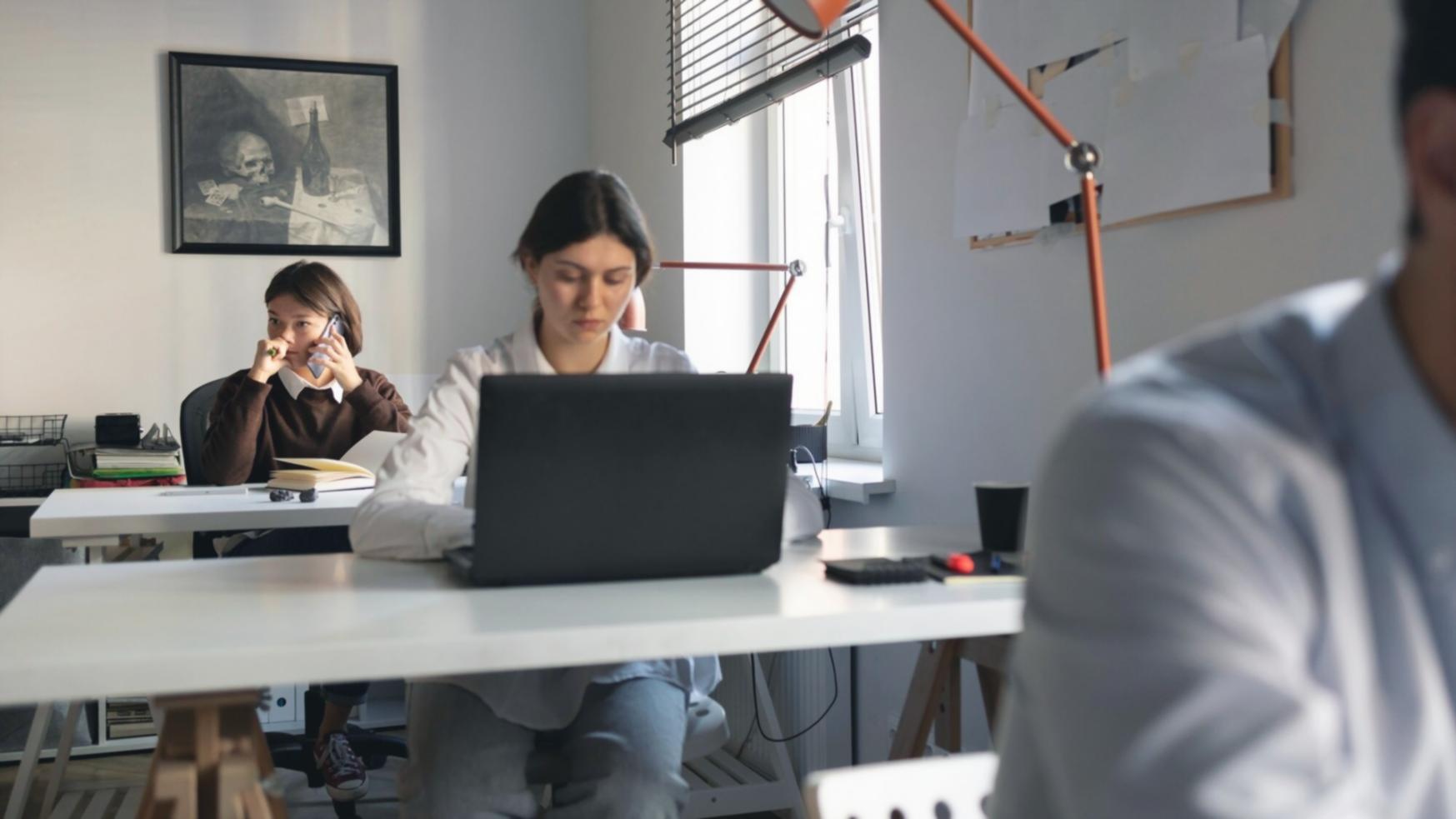 Financial planning tools for remote learners